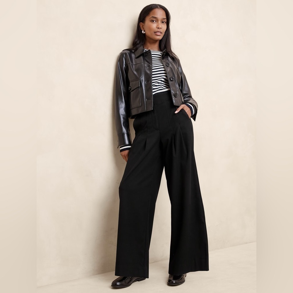 NWT! Banana Republic Black Ultra High Rise Wide Leg Flannel Pants - 568373 🖥️6️⃣